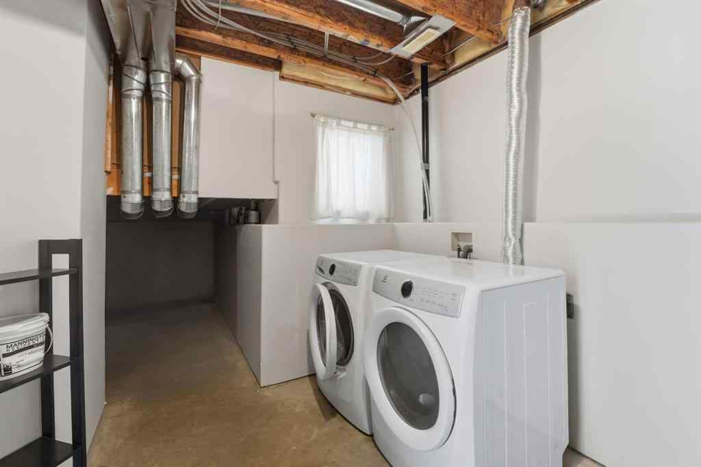 MLS® A2263829 - 39 Duval Crescent  in Davenport Red Deer, Residential