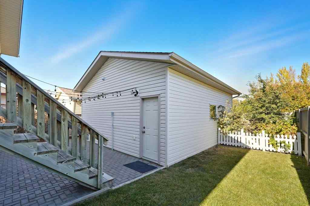 MLS® A2263829 - 39 Duval Crescent  in Davenport Red Deer, Residential