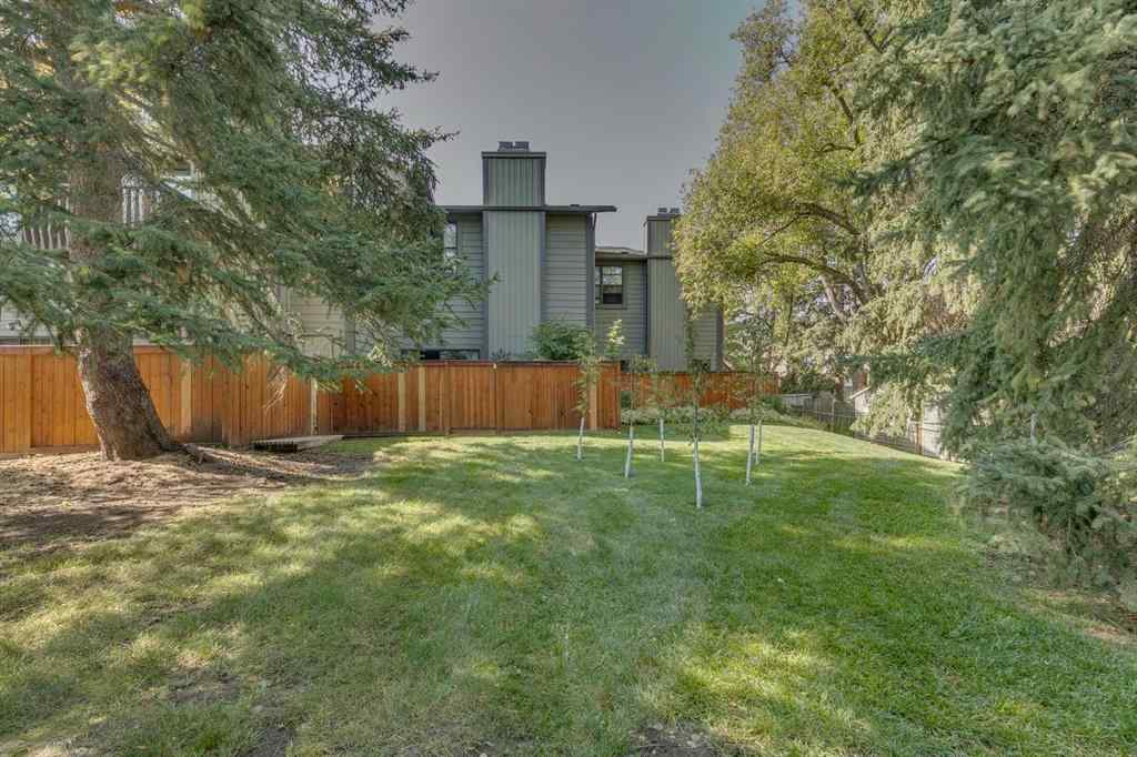 MLS® A2263830 - Unit #11 10030 Oakmoor Way SW in Oakridge Calgary, Residential