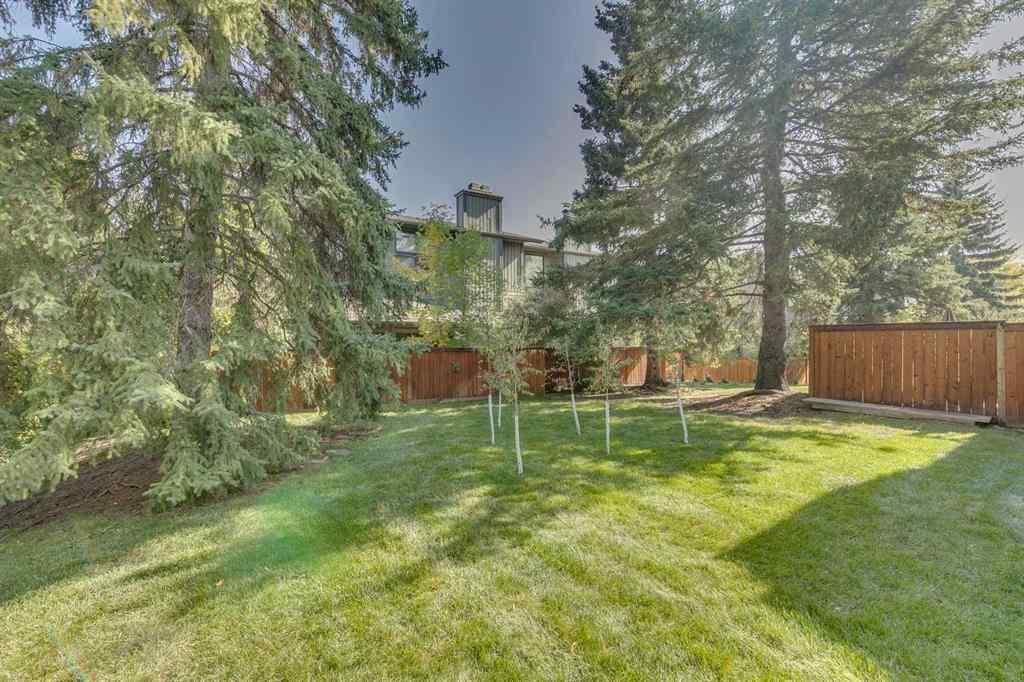 MLS® A2263830 - Unit #11 10030 Oakmoor Way SW in Oakridge Calgary, Residential