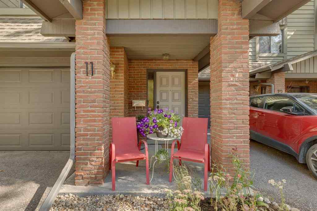 MLS® A2263830 - Unit #11 10030 Oakmoor Way SW in Oakridge Calgary, Residential