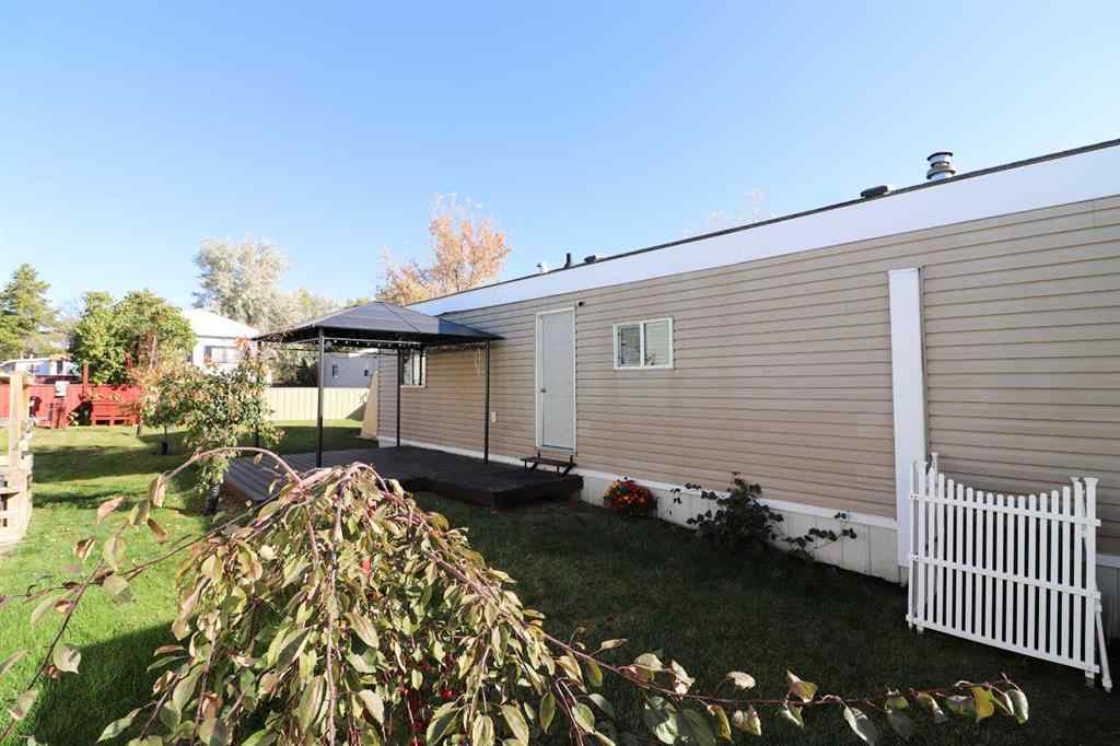 MLS® A2263840 - Unit #133 4000 13 Avenue SE in SE Southridge Medicine Hat, Mobile