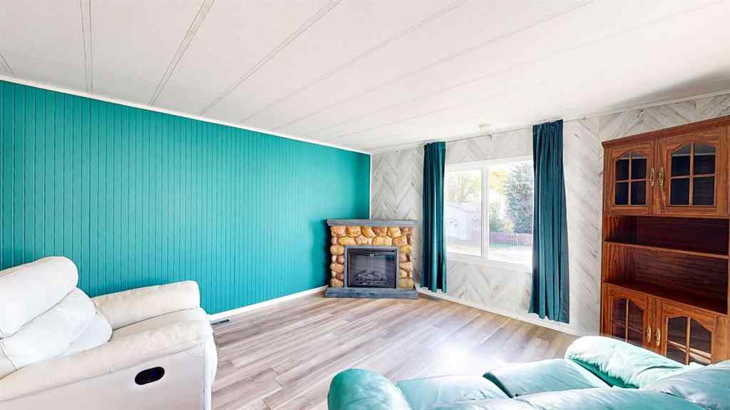 MLS® A2263840 - Unit #133 4000 13 Avenue SE in SE Southridge Medicine Hat, Mobile