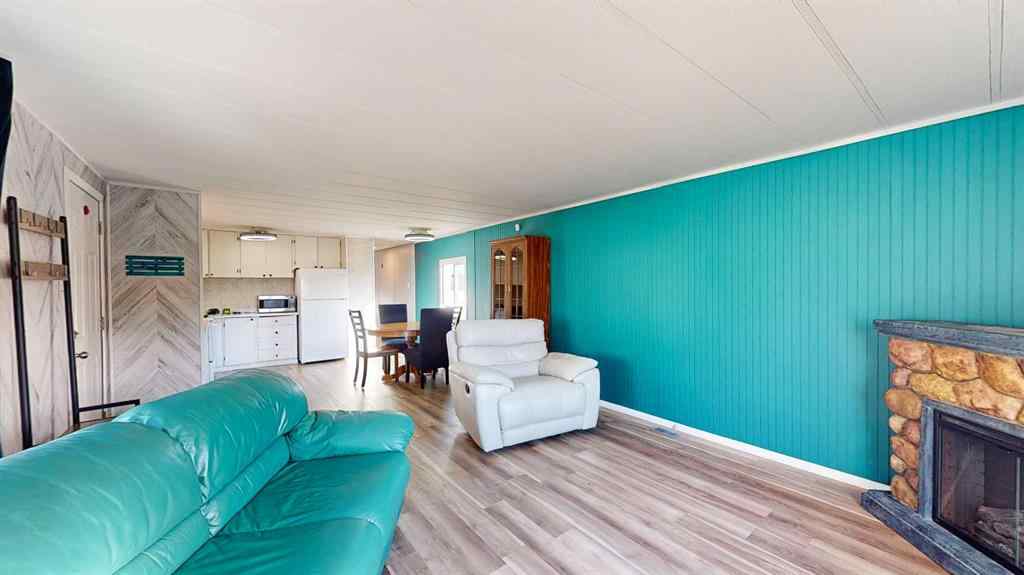 MLS® A2263840 - Unit #133 4000 13 Avenue SE in SE Southridge Medicine Hat, Mobile