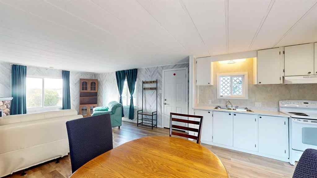 MLS® A2263840 - Unit #133 4000 13 Avenue SE in SE Southridge Medicine Hat, Mobile