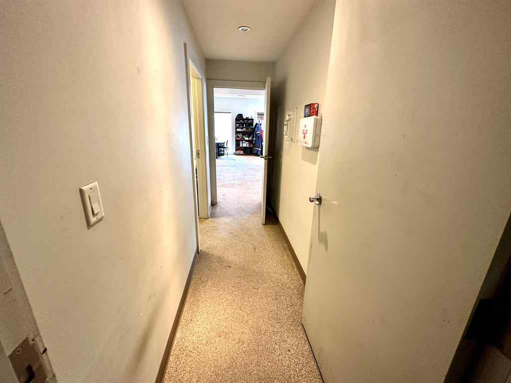 MLS® A2263845 - Unit #5 4630 61 Street  in Riverside Light Industrial Park Red Deer, Commercial