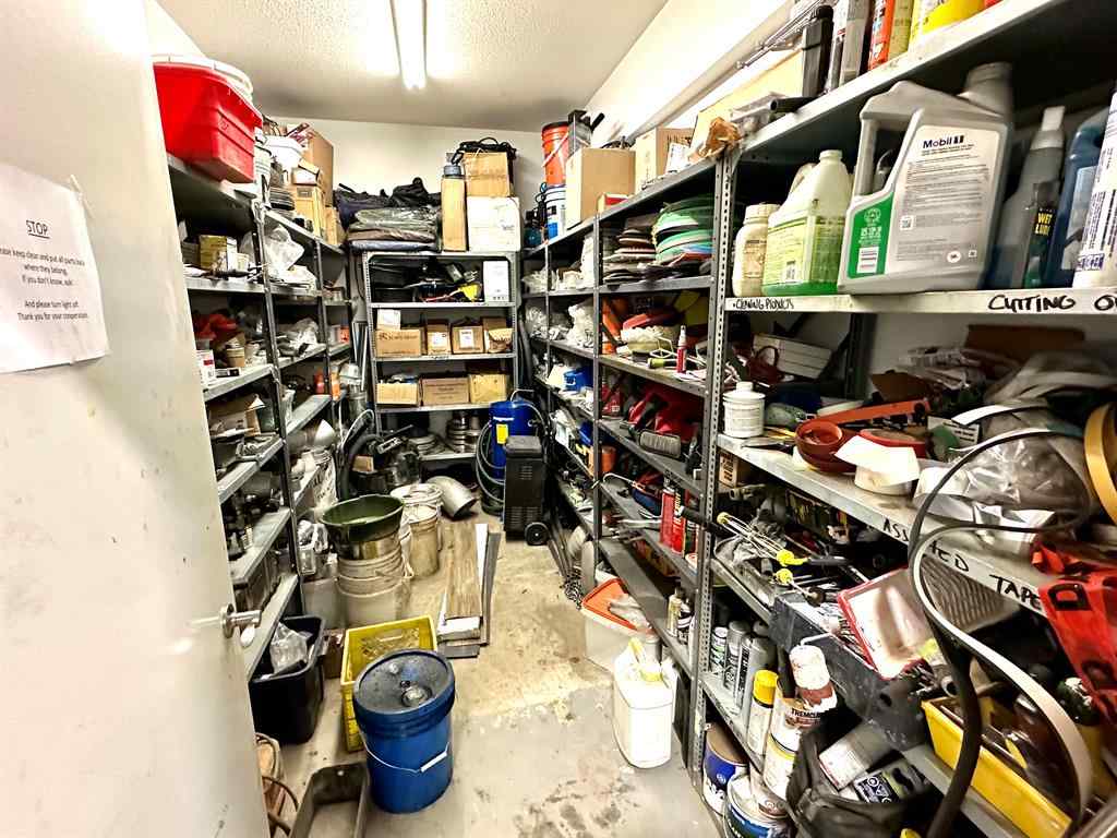 MLS® A2263845 - Unit #5 4630 61 Street  in Riverside Light Industrial Park Red Deer, Commercial