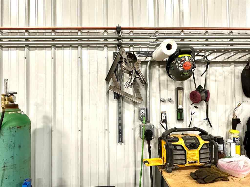 MLS® A2263845 - Unit #5 4630 61 Street  in Riverside Light Industrial Park Red Deer, Commercial