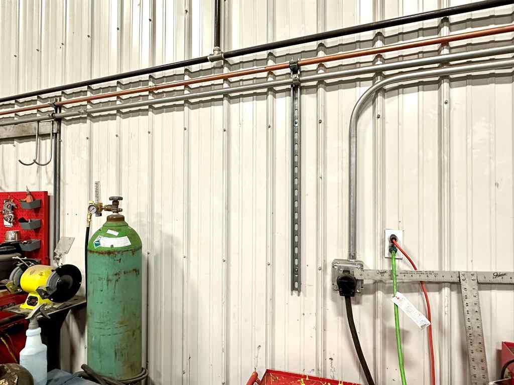 MLS® A2263845 - Unit #5 4630 61 Street  in Riverside Light Industrial Park Red Deer, Commercial