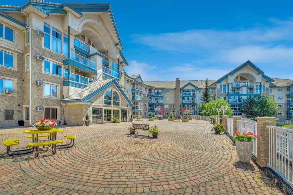 MLS® A2263850 - Unit #204 7239 Sierra Morena Boulevard SW in Signal Hill Calgary, Residential