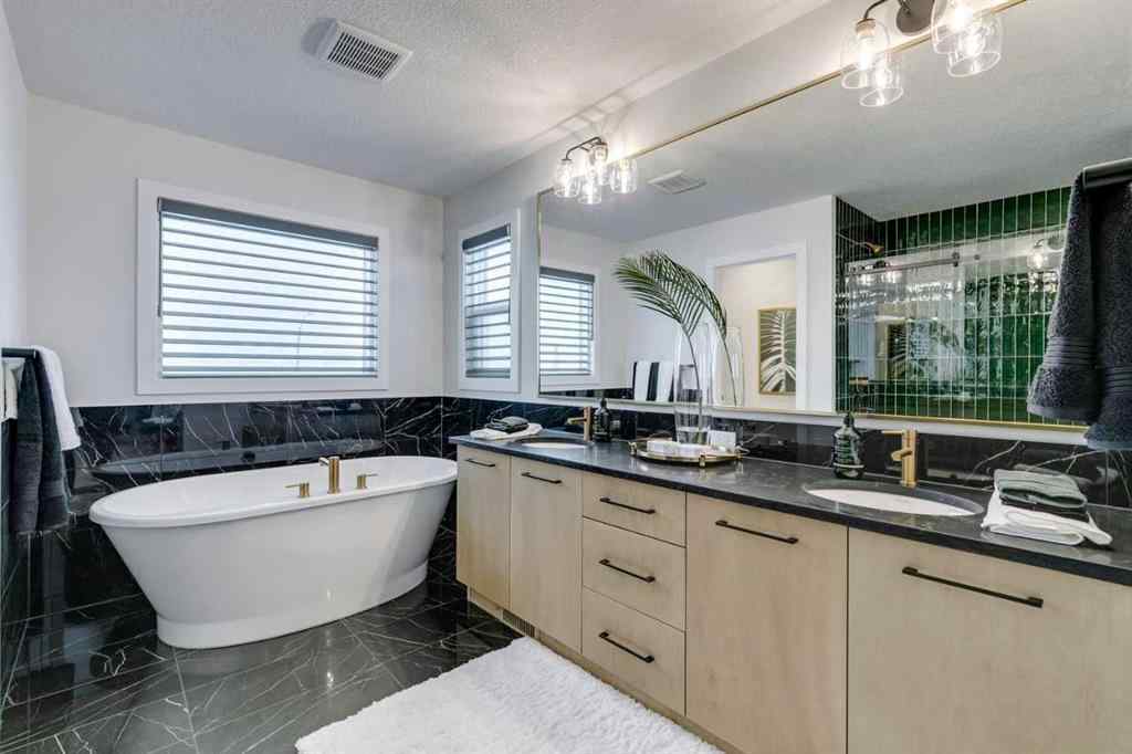 MLS® A2263858 - 290 Hotchkiss Common SE in Hotchkiss Calgary, Residential