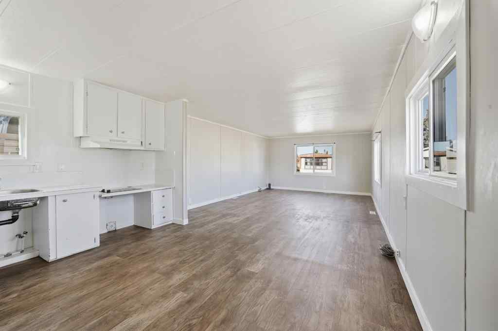 MLS® A2263890 - Unit #266 5344 76 Street  in Northwood Estates Red Deer, Mobile