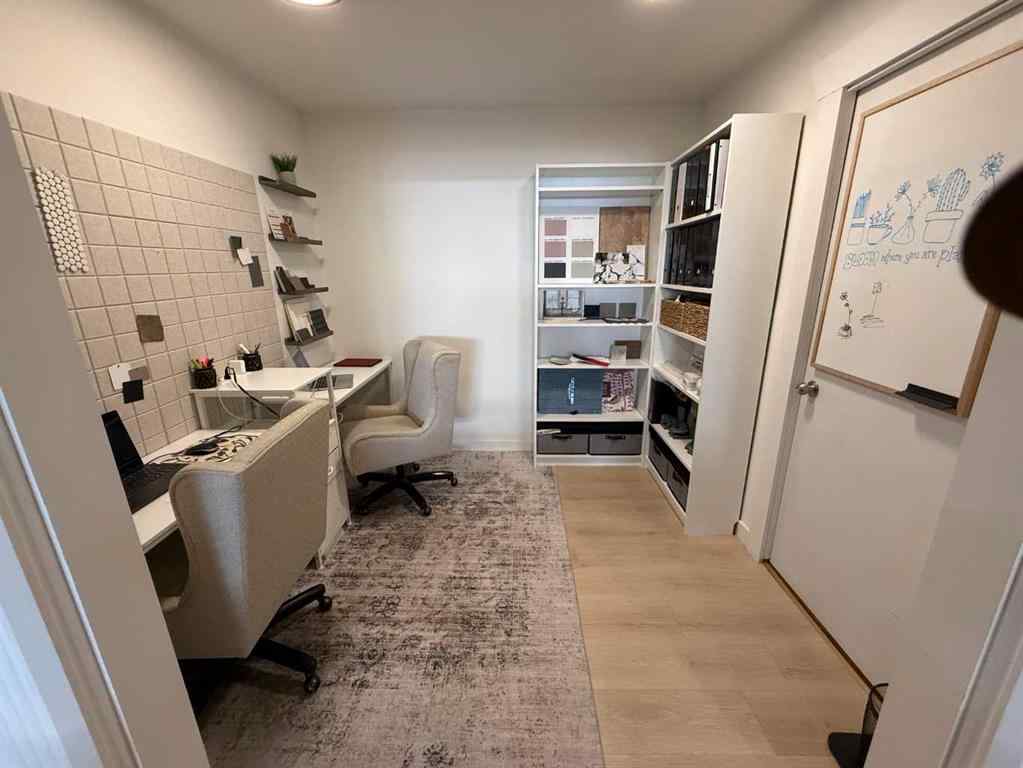 MLS® A2263893 - 451 3 Street SE in SE Hill Medicine Hat, Commercial