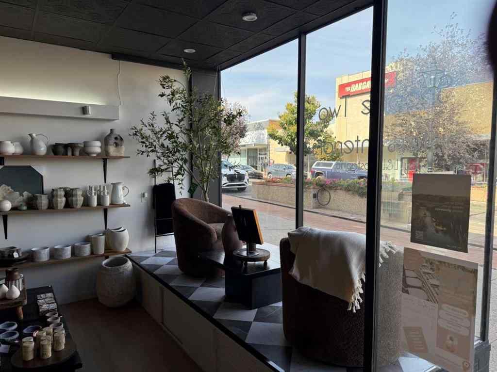 MLS® A2263893 - 451 3 Street SE in SE Hill Medicine Hat, Commercial