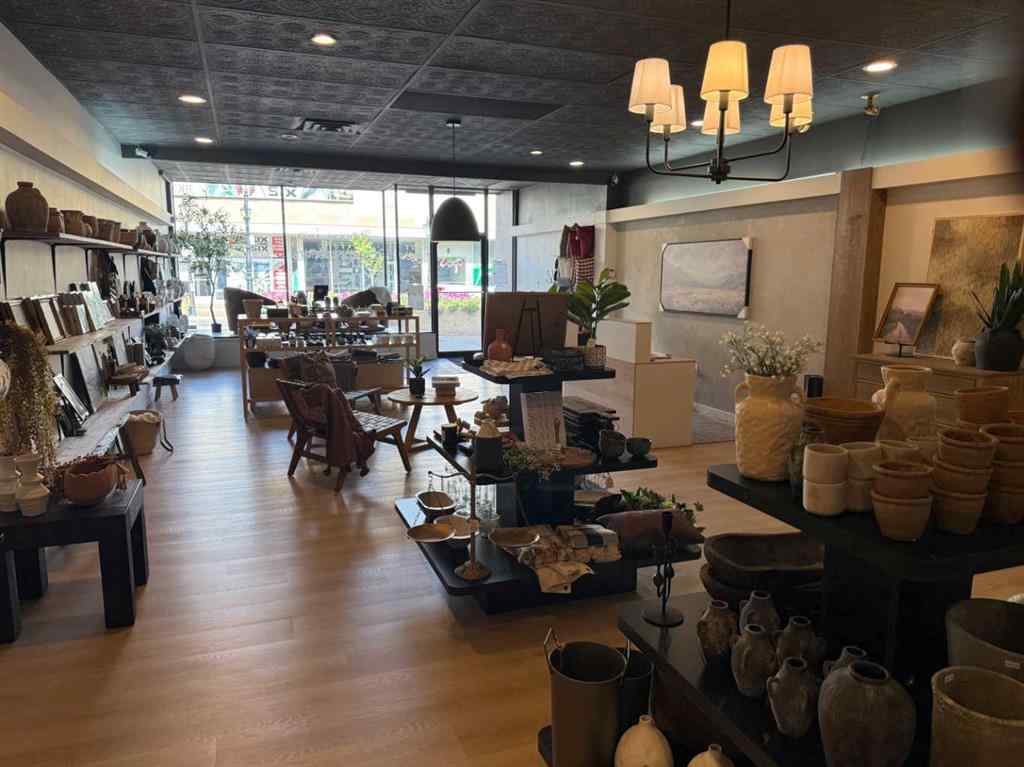 MLS® A2263893 - 451 3 Street SE in SE Hill Medicine Hat, Commercial