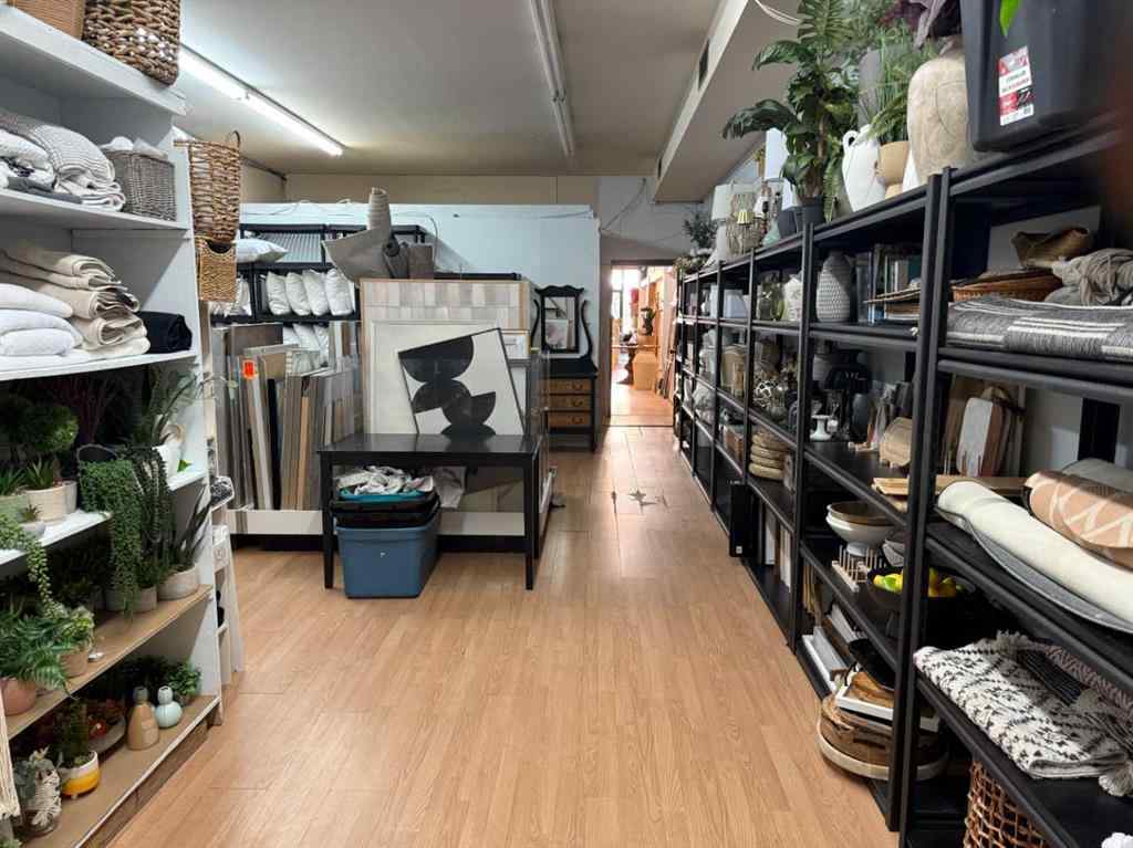 MLS® A2263893 - 451 3 Street SE in SE Hill Medicine Hat, Commercial