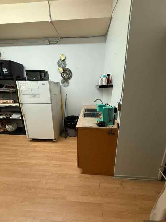 MLS® A2263893 - 451 3 Street SE in SE Hill Medicine Hat, Commercial