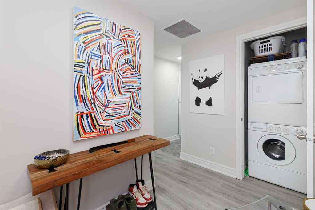 MLS® A2263902 - Unit #1702 817 15 Avenue SW in Beltline Calgary, Residential