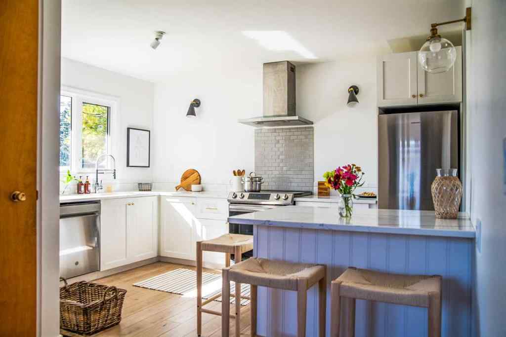 MLS® A2263907 - 2502 8A Avenue N in Majestic Place Lethbridge, Residential