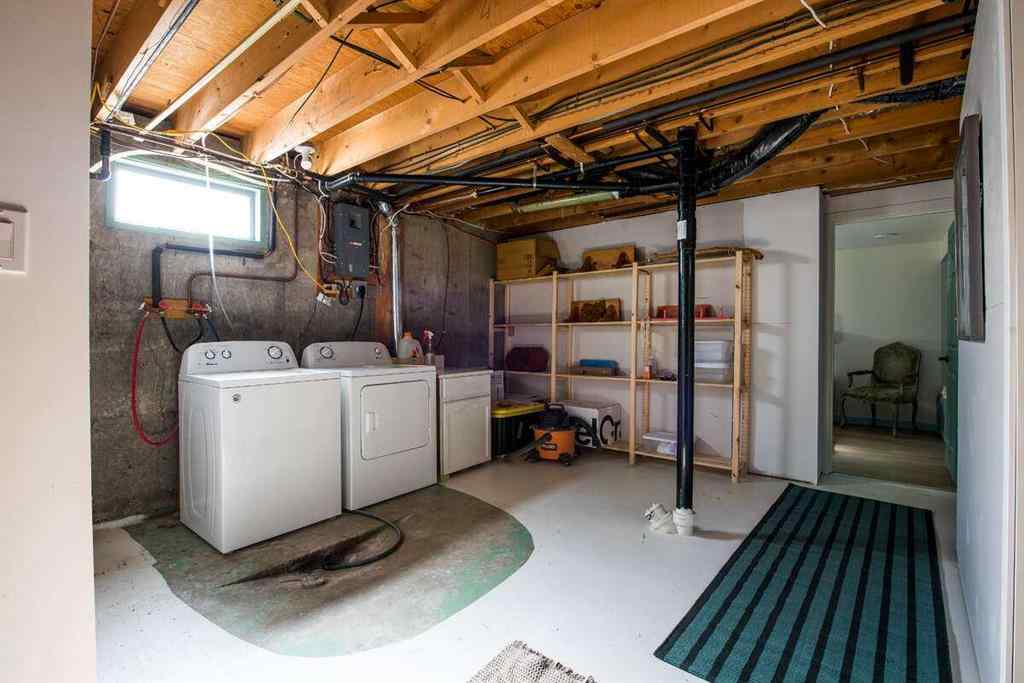 MLS® A2263907 - 2502 8A Avenue N in Majestic Place Lethbridge, Residential