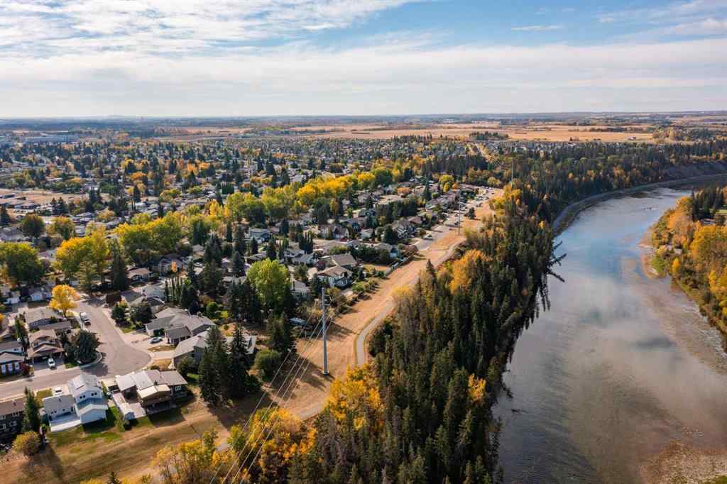 MLS® A2263910 - 146 Welton Crescent  in West Park Red Deer, Residential