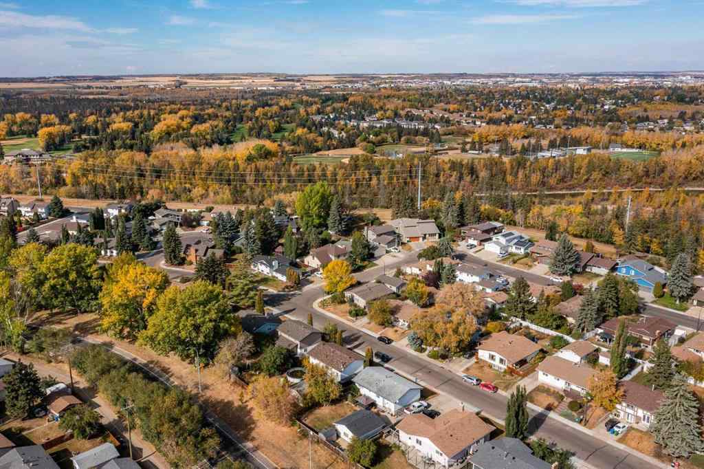 MLS® A2263910 - 146 Welton Crescent  in West Park Red Deer, Residential