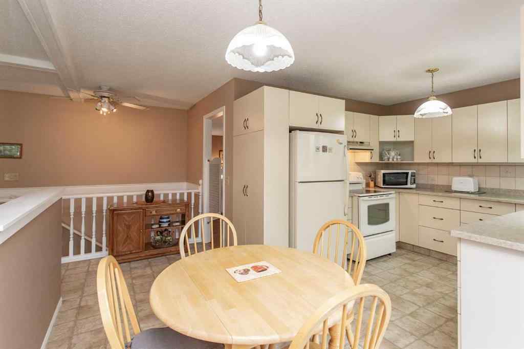 MLS® A2263910 - 146 Welton Crescent  in West Park Red Deer, Residential