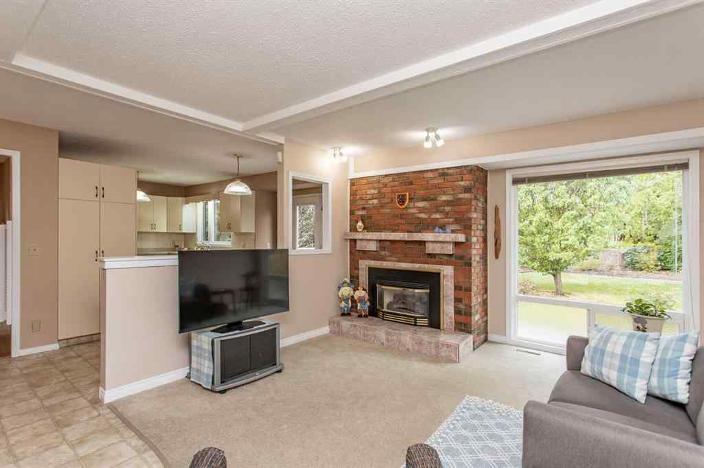 MLS® A2263910 - 146 Welton Crescent  in West Park Red Deer, Residential