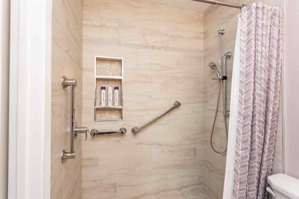 MLS® A2263910 - 146 Welton Crescent  in West Park Red Deer, Residential