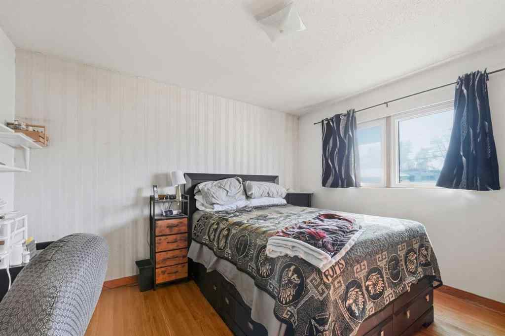 MLS® A2263913 - 5117 47 Avenue  in Central Ponoka Ponoka, Residential