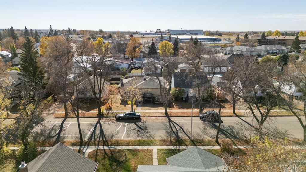 MLS® A2263913 - 5117 47 Avenue  in Central Ponoka Ponoka, Residential