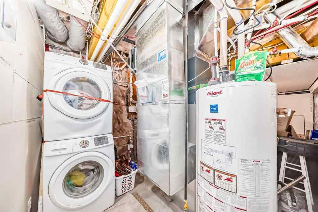 MLS® A2263915 - 165 Hillcrest Drive SW in Hillcrest Airdrie, Residential