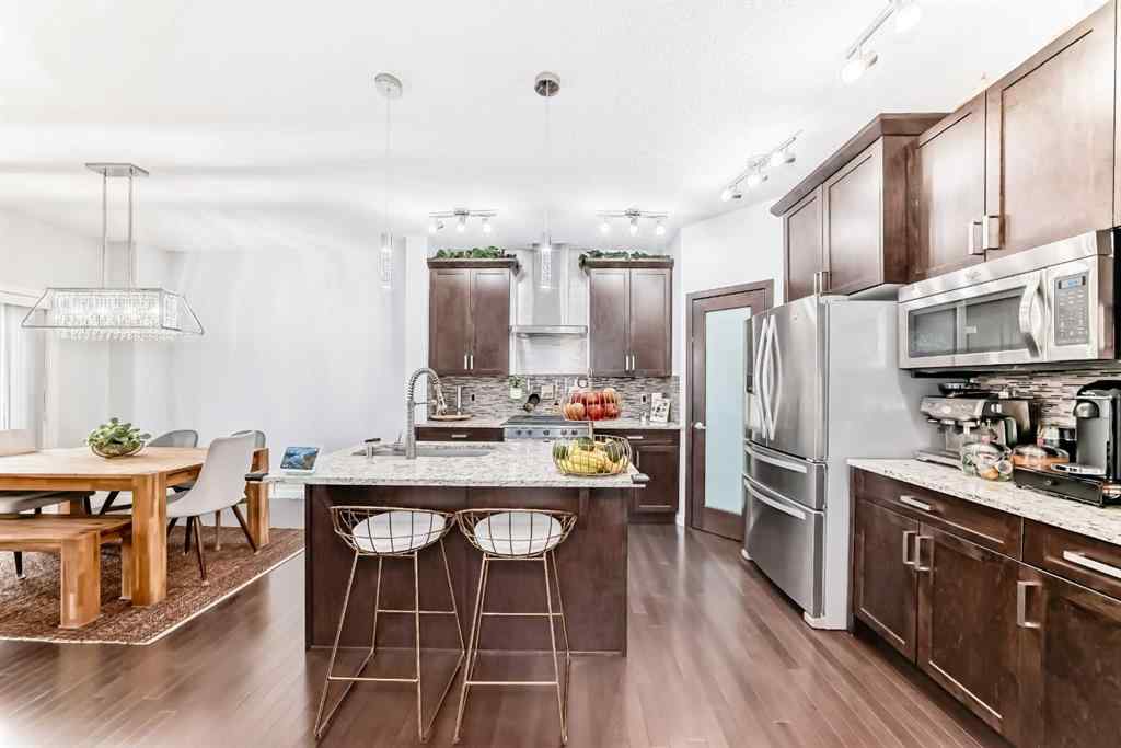 MLS® A2263915 - 165 Hillcrest Drive SW in Hillcrest Airdrie, Residential