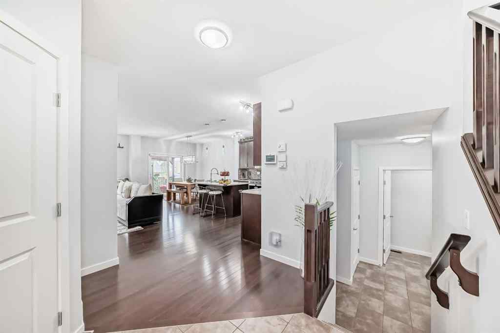 MLS® A2263915 - 165 Hillcrest Drive SW in Hillcrest Airdrie, Residential