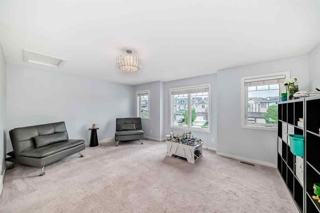 MLS® A2263915 - 165 Hillcrest Drive SW in Hillcrest Airdrie, Residential