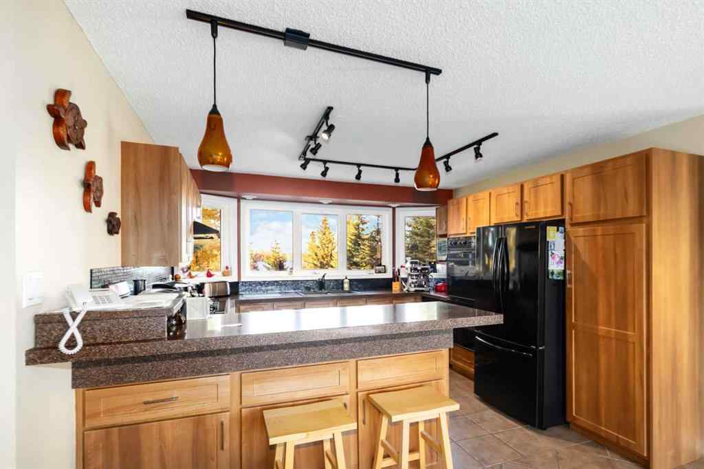 MLS® A2263921 - 39 Poplar Crescent  in Gregoire Lake Gregoire Lake Estates, Residential