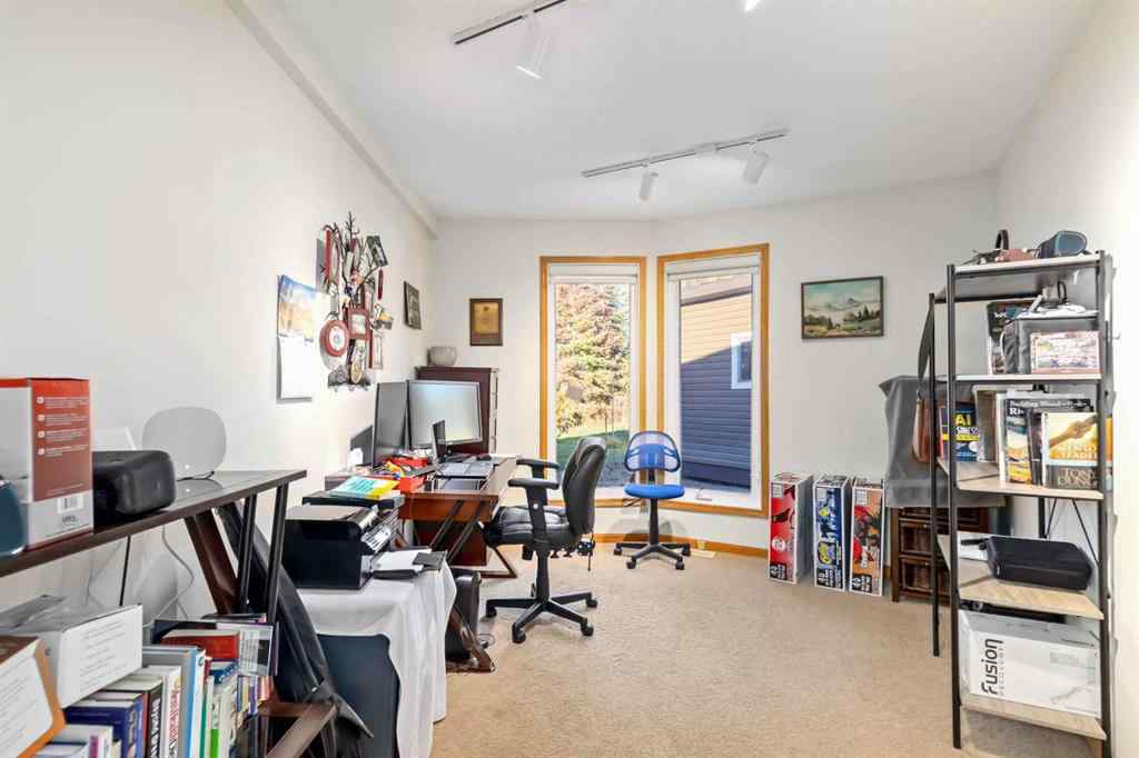 MLS® A2263921 - 39 Poplar Crescent  in Gregoire Lake Gregoire Lake Estates, Residential