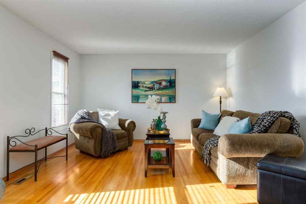 MLS® A2263922 - 90 Allandale Close SE in Acadia Calgary, Residential