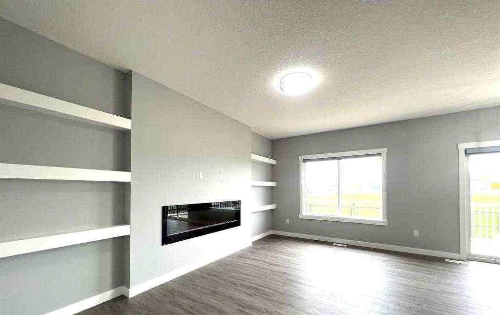 MLS® A2263926 - 819 Edgefield Street  in Edgefield Strathmore, Residential