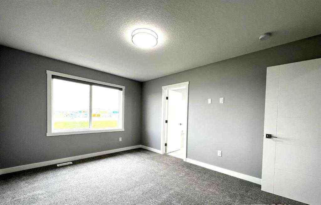 MLS® A2263926 - 819 Edgefield Street  in Edgefield Strathmore, Residential