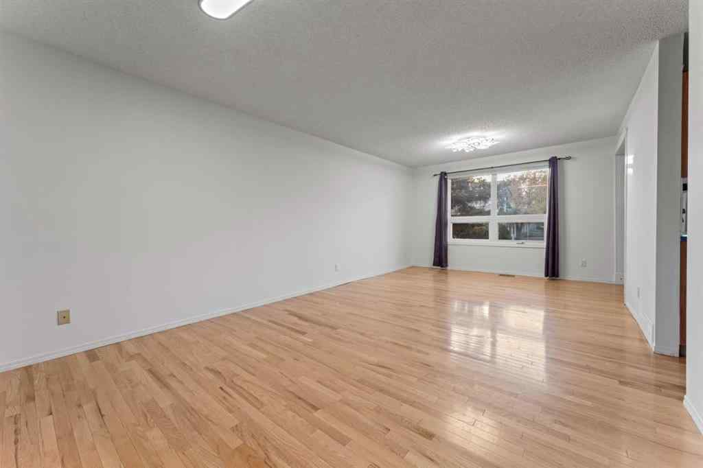 MLS® A2263930 - Unit #33 5400 Dalhousie Drive NW in Dalhousie Calgary, Residential