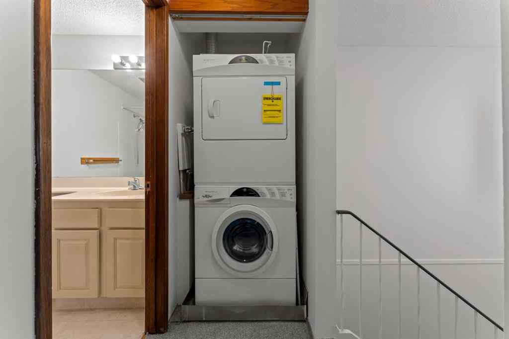 MLS® A2263930 - Unit #33 5400 Dalhousie Drive NW in Dalhousie Calgary, Residential