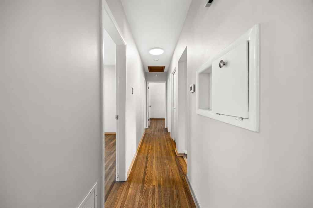 MLS® A2263934 - 2636 34 Avenue NW in Charleswood Calgary, Residential