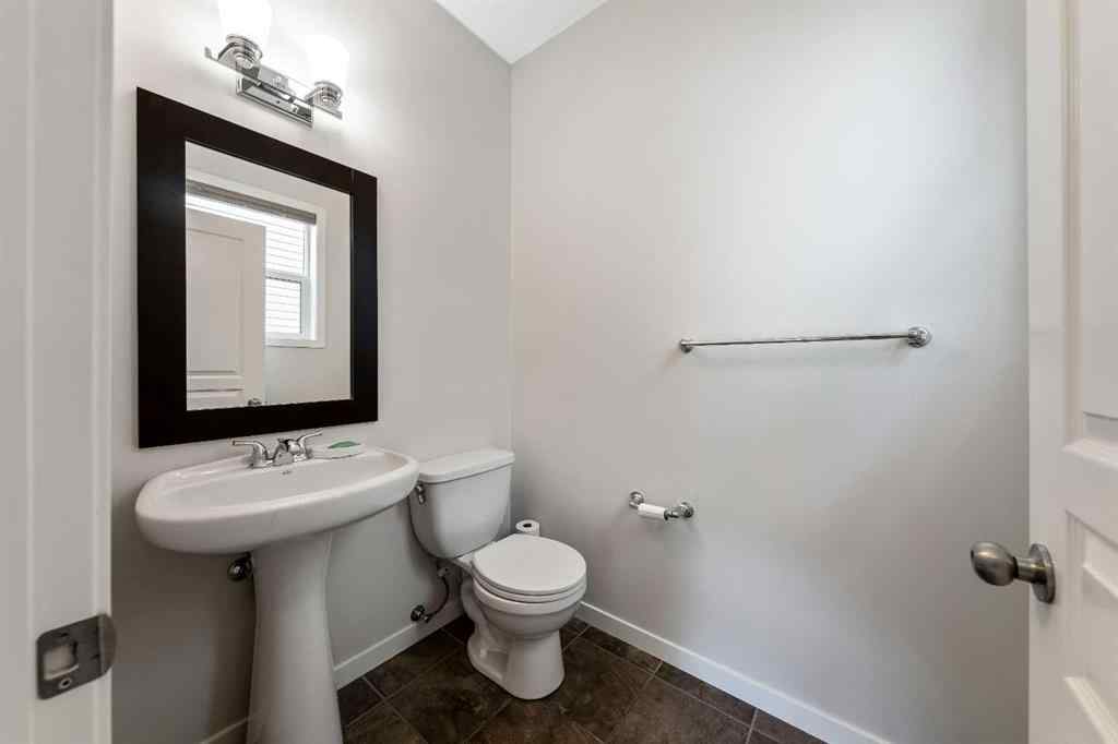 MLS® A2263935 - 160 Sunset Point  in Sunset Ridge Cochrane, Residential