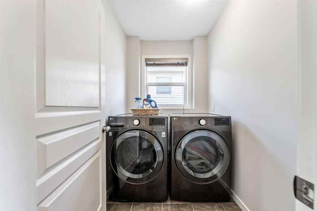 MLS® A2263935 - 160 Sunset Point  in Sunset Ridge Cochrane, Residential