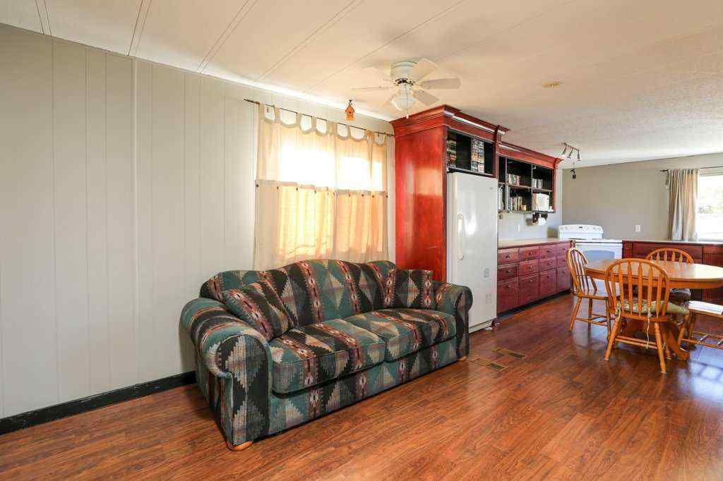 MLS® A2263936 - 22720/22718 8 Avenue  in NONE Hillcrest, Commercial