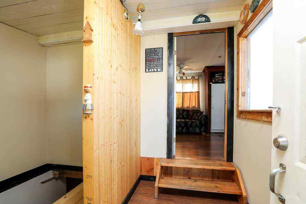 MLS® A2263936 - 22720/22718 8 Avenue  in NONE Hillcrest, Commercial