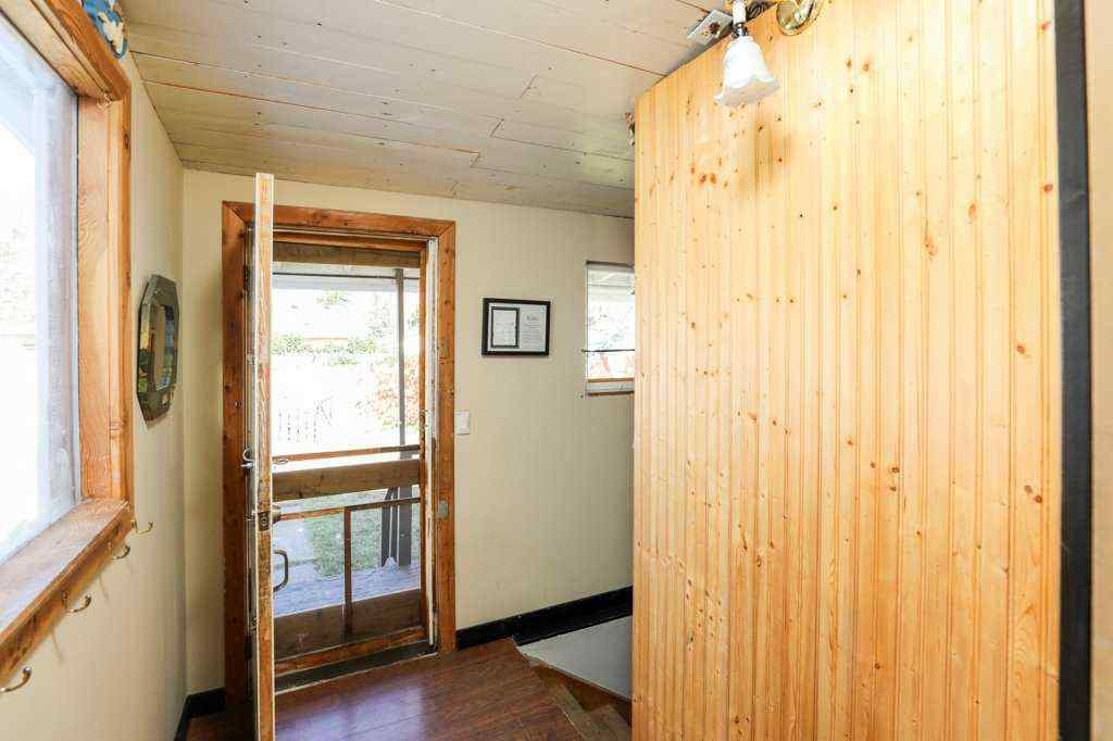 MLS® A2263936 - 22720/22718 8 Avenue  in NONE Hillcrest, Commercial