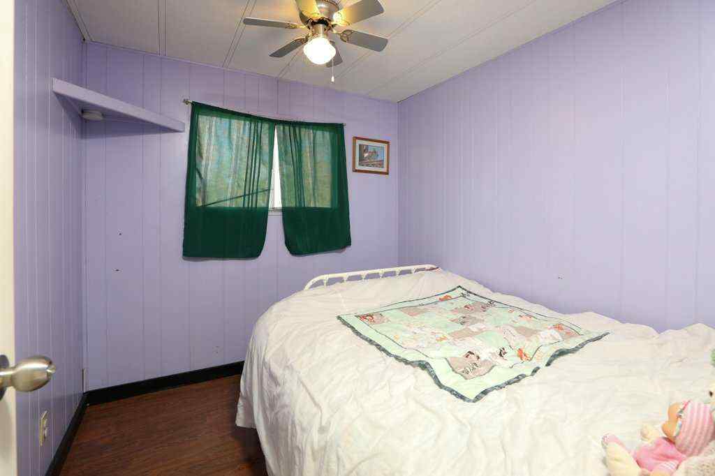 MLS® A2263936 - 22720/22718 8 Avenue  in NONE Hillcrest, Commercial