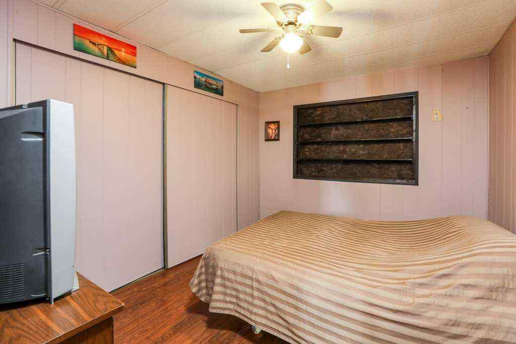 MLS® A2263936 - 22720/22718 8 Avenue  in NONE Hillcrest, Commercial